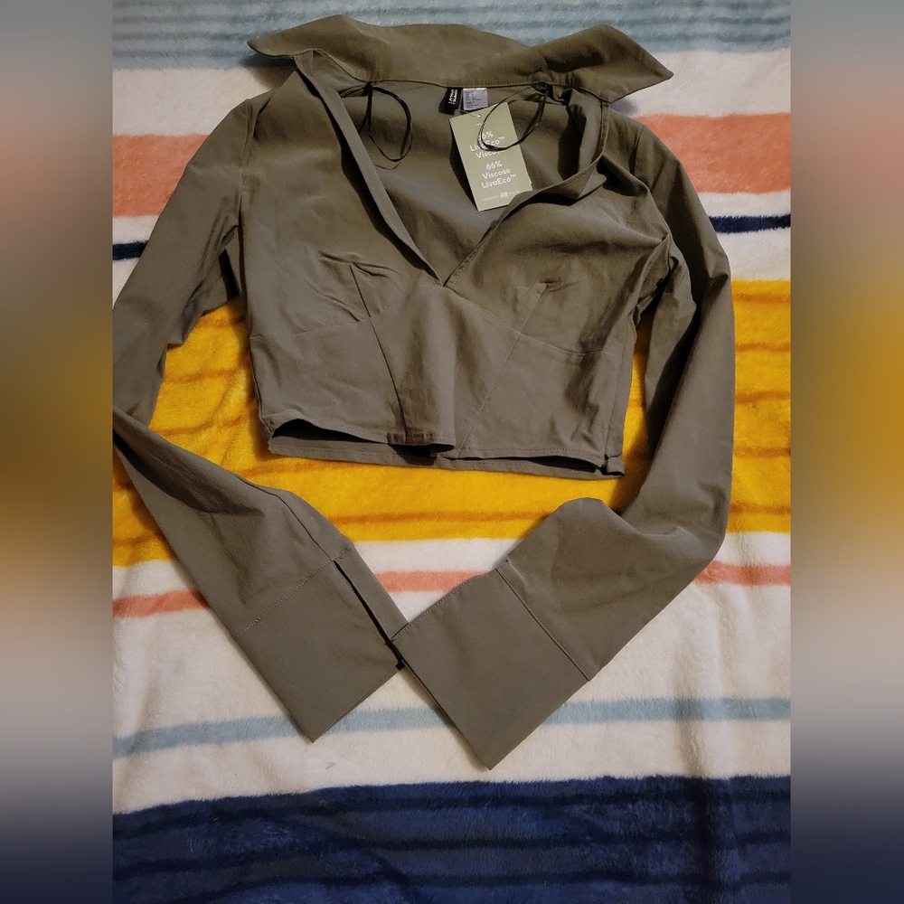 Divided H&M Crop Top